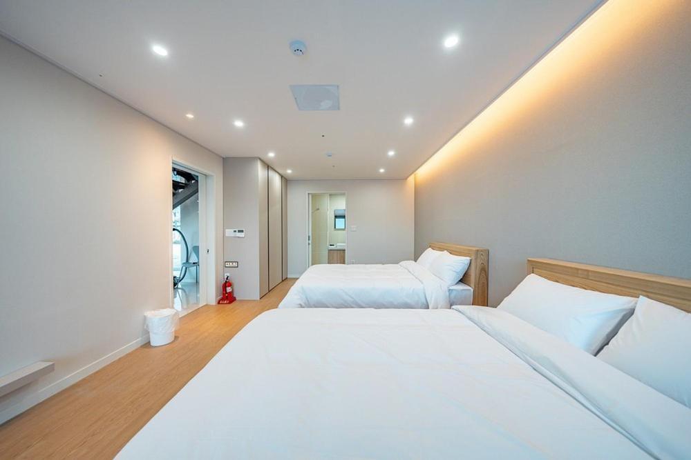 ホテル Jecheon The Shine Cheongpung 部屋 写真